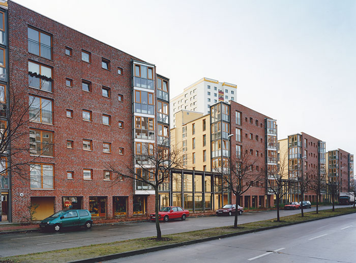 27 Wohnungsbau Mehrower Allee Berlin Marzahn 1 0700